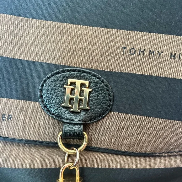 Tommy Hilfiger backpack - Picture 2 of 2